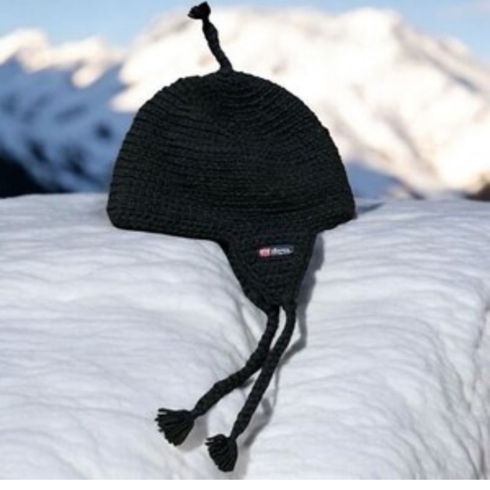 Sherpa Adventure Gear Wool Winter Hat Beanie Tassles Ear Flaps Handknit Nepal OS